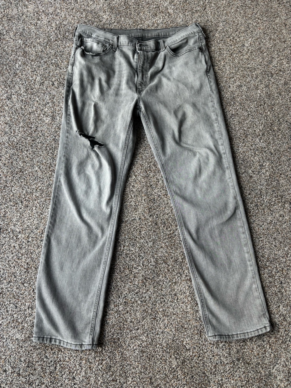 Levi’s Gray Jeans Mens 40x34 Straight Leg Faded Distressed Denim